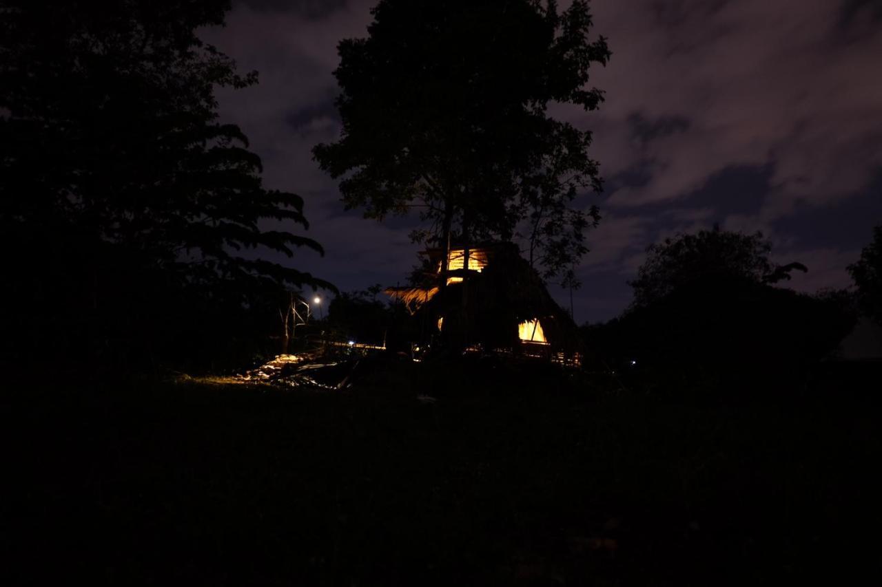 Royal Mountain Hut Hotel Ratchaburi Exterior photo